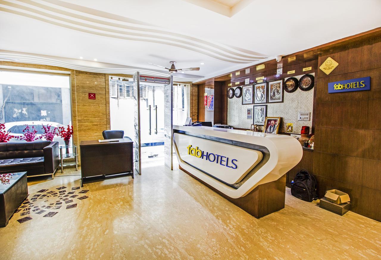 Fabexpress Le Continental Paharganj New Delhi Hotel Екстериор снимка