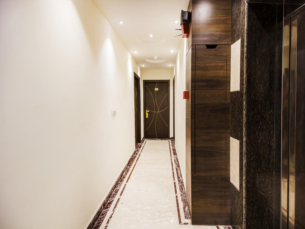 Fabexpress Le Continental Paharganj New Delhi Hotel Екстериор снимка